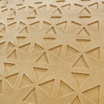 Obiekty z wystawy "Lekcja dizajnu" prezentującej polskie projekty tworzone z myślą o dzieciach. Mata z filcu - 1300zł / Marzena Mąkosa / Radio Kielce