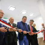 Otwarcie Świętokrzyskiego Klubu Abstynentów "Raj". Przecięcie wstęgi / Marzena Mąkosa / Radio Kielce