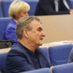 Spotkanie  dotyczące kierunków współpracy zmierzających do utworzenia Centralnych Laboratoriów GUM w Kielcach. Na zdjęciu: Wojciech Lubawski - prezydent Kielc / Marzena Mąkosa / Radio Kielce