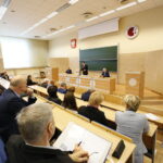 Spotkanie  dotyczące kierunków współpracy zmierzających do utworzenia Centralnych Laboratoriów GUM w Kielcach / Marzena Mąkosa / Radio Kielce