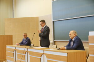 Spotkanie dotyczące kierunków współpracy zmierzających do utworzenia Centralnych Laboratoriów GUM w Kielcach / Marzena Mąkosa / Radio Kielce