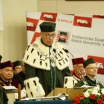 Inauguracja roku akademickiego na Politechnice Świętokrzyskiej. Na zdjęciu: Wiesław Trąmpczyński - rektor Politechniki Świętokrzyskiej / Marzena Mąkosa / Radio Kielce