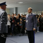 Ślubowanie nowo przyjętych funkcjonariuszy policji / Marzena Mąkosa / Radio Kielce