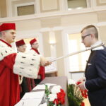 Inauguracja roku akademickiego na Uniwersytecie Jana Kochanowskiego w Kielcach. Pasowanie na studenta UJK / Marzena Mąkosa / Radio Kielce