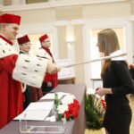 Inauguracja roku akademickiego na Uniwersytecie Jana Kochanowskiego w Kielcach. Pasowanie na studenta UJK / Marzena Mąkosa / Radio Kielce