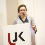 Inauguracja roku akademickiego na Uniwersytecie Jana Kochanowskiego w Kielcach. Na zdjęciu: Agata Wojtyszek - wojewoda świętokrzyski  / Marzena Mąkosa / Radio Kielce