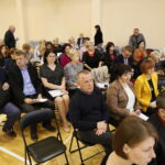 Podpisanie umów na szerokopasmowy internet dla szkół w Liceum Ogólnokształcącym im. J. Piłsudskiego w Kielcach / Marzena Mąkosa / Radio Kielce