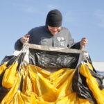 Skoki spadochronowe / Marzena Mąkosa / Radio Kielce