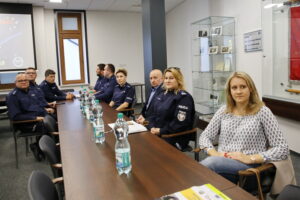 Inauguracja II edycji projektu pt.: "Akademia bezpieczeństwa 2", który zakłada realizację bezpłatnych szkoleń z zakresu bezpieczeństwa dla szkół ponadpostawowych w Kielcach / Marzena Mąkosa / Radio Kielce