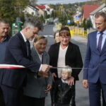 Otwarcie wyremontowanej drogi w Zajączkowie w gminie Piekoszów / Marzena Mąkosa / Radio Kielce