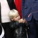 Otwarcie wyremontowanej drogi w Zajączkowie w gminie Piekoszów. Przecięcie wstęgi / Marzena Mąkosa / Radio Kielce