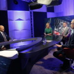 „Debaty o Kielcach”: Krzysztof Adamczyk i Artur Gierada. Na zdjęciu (od lewej): Krzysztof Adamczyk - kandydat na prezydenta Kielc, Beata Oleś - TVP 3 Kielce, Radosław Podsiadły - Polskie Radio Kielce i Artur Gierada - poseł PO i kandydat na prezydenta Kielc / Marzena Mąkosa / Radio Kielce