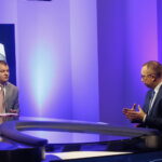 „Debaty o Kielcach”: Krzysztof Adamczyk i Artur Gierada. Na zdjęciu: Radosław Podsiadły - Polskie Radio Kielce i Artur Gierada - poseł PO i kandydat na prezydenta Kielc / Marzena Mąkosa / Radio Kielce