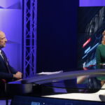 „Debaty o Kielcach”: Krzysztof Adamczyk i Artur Gierada. Na zdjęciu: Krzysztof Adamczyk - kandydat na prezydenta Kielc i Beata Oleś - TVP 3 Kielce / Marzena Mąkosa / Radio Kielce