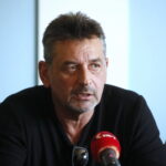 Konferencja prasowa dotycząca spektaklu "Brat naszego Boga". Artur Dziurman - reżyser / Marzena Mąkosa / Radio Kielce