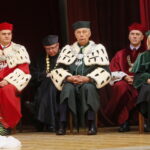 Inauguracja roku w kieleckim seminarium. Na zdjęciu (od lewej): prof. Jacek Semaniak - rektor Uniwersytetu Jana Kochanowskiego i prof. Wiesław Trąmpczyński - rektor Politechniki Świętokrzyskiej / Marzena Mąkosa / Radio Kielce