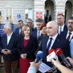 Konferencja PiS na kieleckim Rynku / Marzena Mąkosa / Radio Kielce