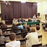 Spotkanie z mieszkańcami w Domu Harcerza / Marzena Mąkosa / Radio Kielce