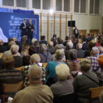 Spotkanie premiera Mateusza Morawieckiego z mieszkańcami Ostrowca Świętokrzyskiego / Marzena Mąkosa / Radio Kielce