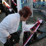 Odsłonięcie tablicy poświęconej wicepremierowi Przemysławowi Gosiewskiemu. Jadwiga Gosiewska - matka wicepremiera Przemysława Gosiewskiego   / Marzena Mąkosa / Radio Kielce