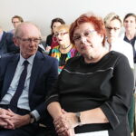 Otwarcie nowo wyremontowanych pomieszczeń warsztatów terapii zajęciowej w DPS im. Św. Brata Alberta przy ul. Żeromskiego. Na zdjęciu (od lewej): Marek Scelina - dyrektor MOPR i Magdalena Gościniewicz - zastępca dyrektora MOPR / Marzena Mąkosa / Radio Kielce