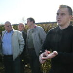 Konferencja Wojciecha Lubawskiego, prezydenta Kielc w ogrodzie działkowym Magnolia / Marzena Mąkosa / Radio Kielce