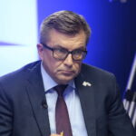 Radio Kielce i TVP3 Kielce. Debata o regionie. Kandydaci do sejmiku województwa świętokrzyskiego. Marek Ciuraszkiewicz - komitet wyborczy Kukiz'15 / Marzena Mąkosa / Radio Kielce