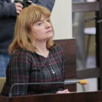 Uroczysta, pożegnalna sesja kieleckiej rady miasta w ratuszu. Podsumowanie działalności samorządu Kielc w kadencji 2014 – 2018. Na zdjęciu: Anita Stanisławska - dyrektor Wydziału Edukacji, Profilaktyki i Pożytku Publicznego w Urzędzie Miasta Kielce  / Marzena Mąkosa / Radio Kielce