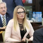 Uroczysta, pożegnalna sesja kieleckiej rady miasta w ratuszu. Podsumowanie działalności samorządu Kielc w kadencji 2014 – 2018. Joanna Winiarska - Radna Rady Miasta Kielce / Marzena Mąkosa / Radio Kielce