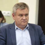 Uroczysta, pożegnalna sesja kieleckiej rady miasta w ratuszu. Podsumowanie działalności samorządu Kielc w kadencji 2014 – 2018. Na zdjęciu: Grzegorz Świercz - Radny Rady Miasta Kielce / Marzena Mąkosa / Radio Kielce