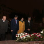 34. rocznica śmierci błogosławionego księdza Jerzego Popiełuszki. Kwiaty składają Radni Rady Miasta Kielce: Marian Kubik, Janusz Koza, Jarosław Karyś, Marianna Gniatkowska-Noworycka i Tadeusz Kozior / Marzena Mąkosa / Radio Kielce