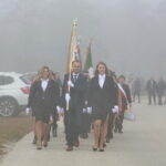 Uroczystość nadania Szkole Podstawowej z Oddziałami Dwujęzycznymi w Bolminie imienia Świętego Jana Pawła II / Marzena Mąkosa / Radio Kielce