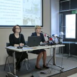 Konferencja w Przystanku Historia. Przedstawienie projektów edukacyjnych i patriotycznych. Na zdjęciu (od lewej): Edyta Krężołek – główny specjalista Delegatury IPN w Kielcach i Dorota Koczwańska - Kalita - Naczelnik Delegatury IPN w Kielcach / Marzena Mąkosa / Radio Kielce