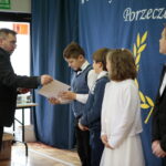 Konkurs poetycki "O złoty Laur św. Jana Pawła II" w Szkole Podstawowej / Marzena Mąkosa / Radio Kielce