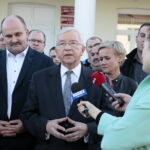 Konferencja posła Krzysztofa Lipca w Tuczępach. Jacek Bławat - kandydat na wójta Tuczęp i Krzysztof Lipiec - poseł PiS / Marzena Mąkosa / Radio Kielce