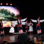 Widowisko "Trąbo Nasza Wrogom Grzmij" w wykonaniu Reprezentacyjnego Zespołu Artystycznego Wojska Polskiego / Emilia Sitarska / Radio Kielce