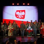 Widowisko "Trąbo Nasza Wrogom Grzmij" w wykonaniu Reprezentacyjnego Zespołu Artystycznego Wojska Polskiego / Emilia Sitarska / Radio Kielce