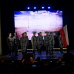 Widowisko "Trąbo Nasza Wrogom Grzmij" w wykonaniu Reprezentacyjnego Zespołu Artystycznego Wojska Polskiego / Emilia Sitarska / Radio Kielce
