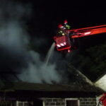 Pożar budynku inwentarskiego w Małoszowie / PSP Kazimierza Wielka