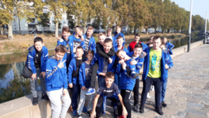 Zawodnicy trenujący w grupach młodzieżowych w Vive Kielce podczas obozu we Francji / PGE Vive Kielce