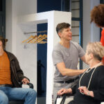 Kielce. Spektakl „Szalone nożyczki” w Teatrze im. Stefana Żeromskiego / Mateusz Kaczmarczyk / Radio Kielce