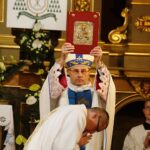 Piekoszów. Arcybiskup Wojciech Polak odprawił uroczystą mszę świętą w Sanktuarium Matki Bożej Miłosierdzia. Na zdjęciu: arcybiskup Wojciech Polak / Jarosław Kubalski / Radio Kielce