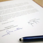 Minister Edukacji Narodowej Anna Zalewska i Główny Inspektor Sanitarny Jarosław Pinkas skierowali do dyrektorów szkół, przedszkoli i placówek oświatowych oraz rodziców specjalny list dotyczący zapewnienia bezpieczeństwa dzieciom przed skutkami chorób zakaźnych / MEN