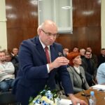 Opatów. Inauguracyjna sesja nowej Rady Powiatu. Na zdjęciu: Tomasz Staniek - nowy starosta opatowski / Emilia Sitarska / Radio Kielce