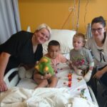 Kielce. Wizyta żołnierzy z Centrum Przygotowań do Misji Zagranicznych w szpitalu na Czarnowie / Iwona Murawska / Radio Kielce