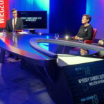 Wieczór wyborczy Polskiego Radia Kielce i TVP3 Kielce. Od lewej: Anna Roży - TVP3 Kielce, Michał Kita - Radio Kielce, dr Agnieszka Zaremba - UJK Kielce, dr Bartłomiej Zapała - UJK Kielce / Kamil Król / Radio Kielce