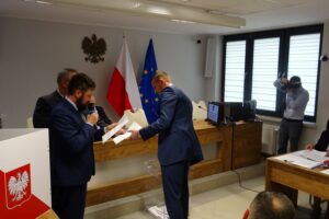 Sędziszów. Inauguracyjna sesja Rady Miejskiej / Ewa Pociejowska - Gawęda / Radio Kielce