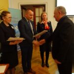 Inauguracyjna sesja Rady Powiatu Jędrzejowskiego / Ewa Pociejowska - Gawęda / Radio Kielce