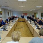 Jędrzejów. Zaprzysiężenie nowej Rady Miejskiej w Jędrzejowie / Ewa Pociejowska - Gawęda / Radio Kielce