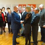 Jędrzejów. Zaprzysiężenie nowej Rady Miejskiej w Jędrzejowie. Na zdjęciu burmistrz Marcin Piszczek / Ewa Pociejowska - Gawęda / Radio Kielce